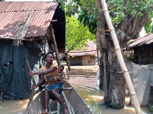 EMERGENZA ALLUVIONI IN NIGERIA, IL DIARIO DI SUOR ENZA GUCCIONE. CONTINUA LA RACCOLTA FONDI PER LA&nbsp;RICOSTRUZIONE