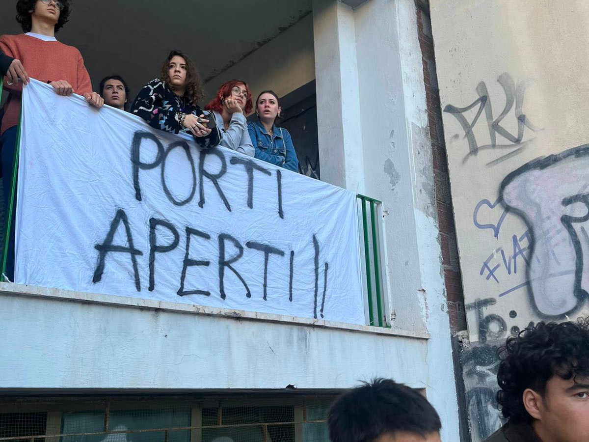 LCS “N. SPEDALIERI” DI CATANIA IN STATO DI AGITAZIONE: FACCIAMOLI&nbsp;SCENDERE!